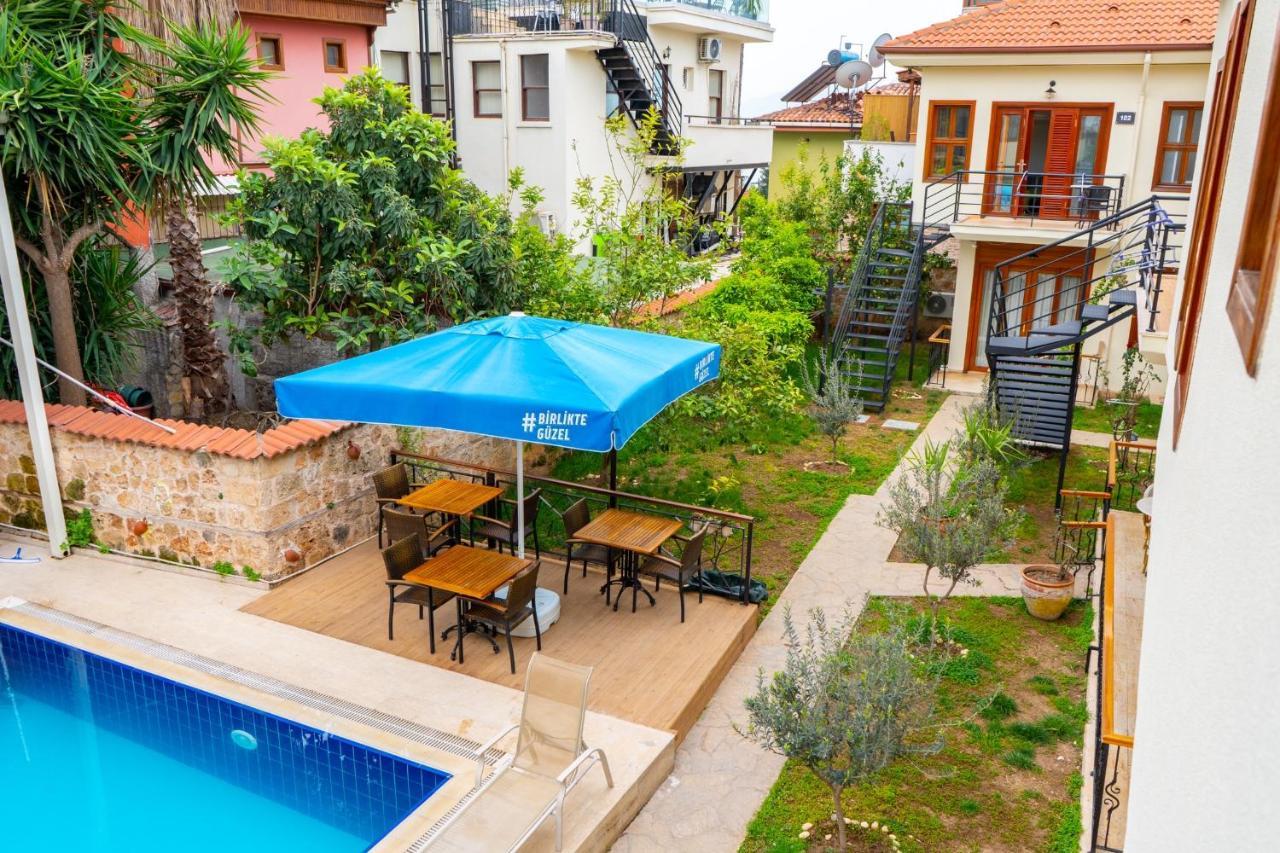 Kaleici Aparts Villa Antalia Esterno foto