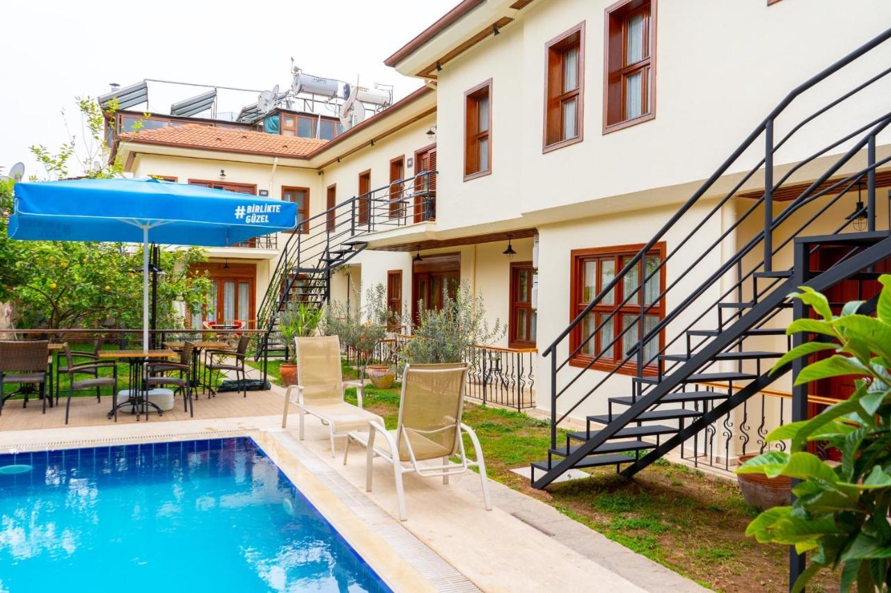 Kaleici Aparts Villa Antalia Esterno foto