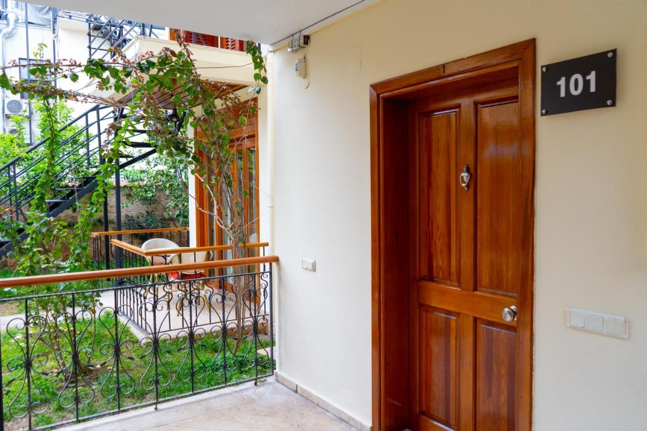 Kaleici Aparts Villa Antalia Esterno foto