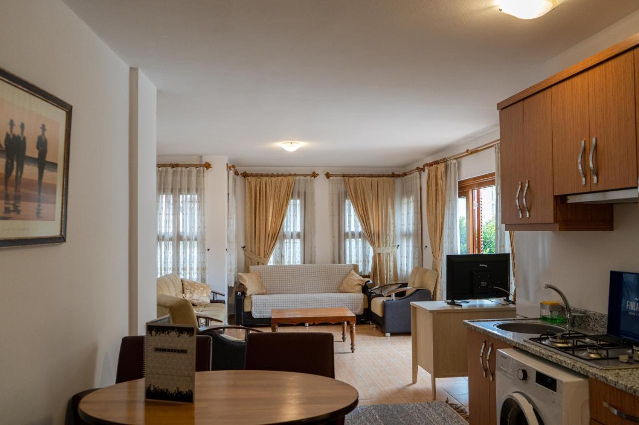 Kaleici Aparts Villa Antalia Esterno foto