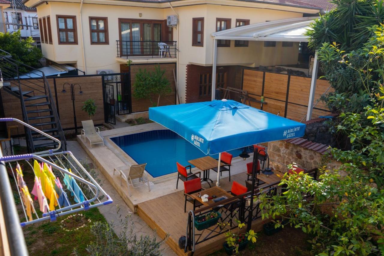Kaleici Aparts Villa Antalia Esterno foto