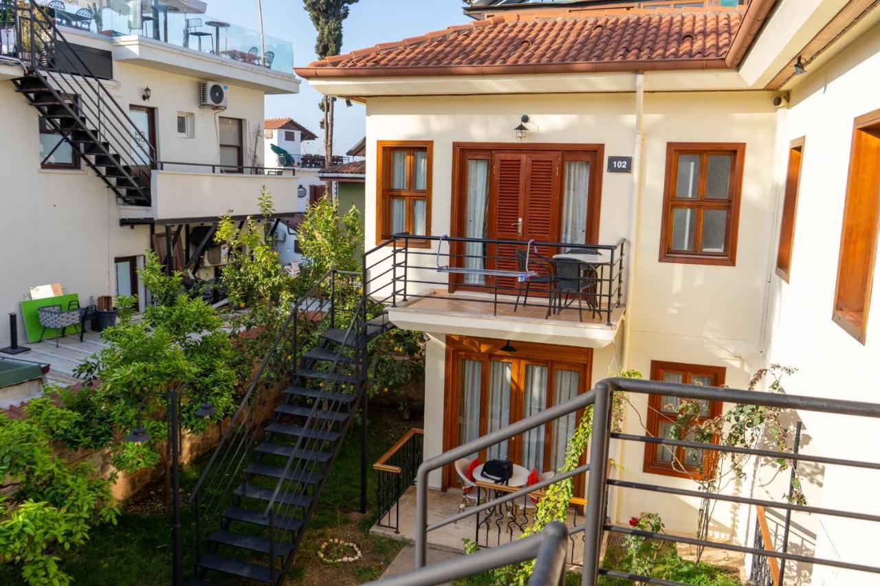 Kaleici Aparts Villa Antalia Esterno foto