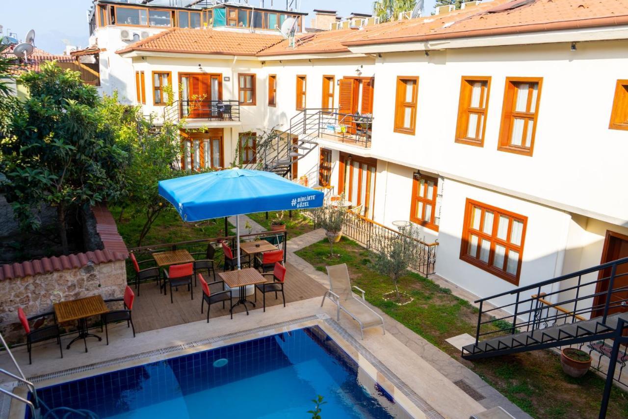 Kaleici Aparts Villa Antalia Esterno foto