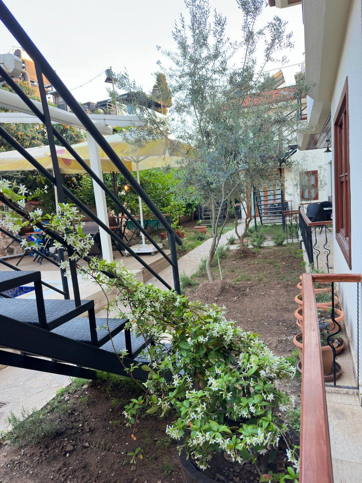 Kaleici Aparts Villa Antalia Esterno foto