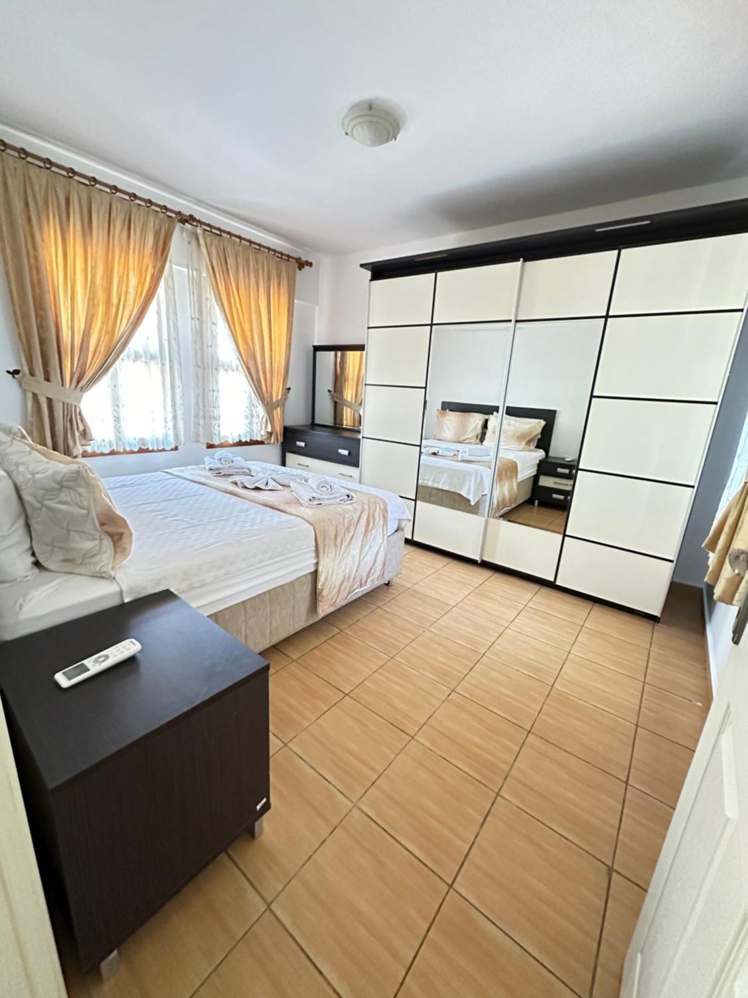 Kaleici Aparts Villa Antalia Esterno foto